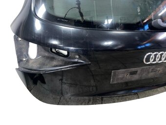 Páté dveře černá metalíza LZ9Y Audi Q5 8R r.v. 2010 - 3