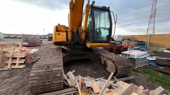 Pásový Bagr JCB JS220 - 3