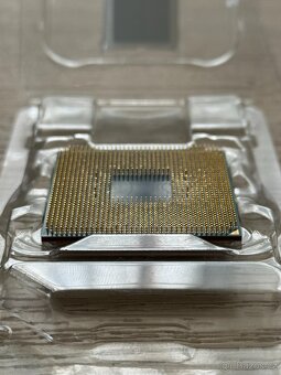 AMD Ryzen 5 2600 - 3