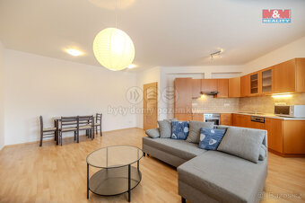 Prodej bytu 2+kk, 58 m², Zlín, ul. Bartošova, garážové stání - 3