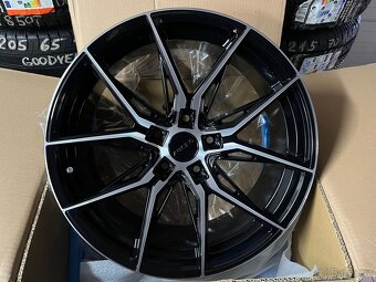 ALU kola 5x120 8,5x19 ET33 (4ks nové) - 3