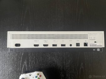 Prodám Xbox One S 500 GB + ovladač - 3