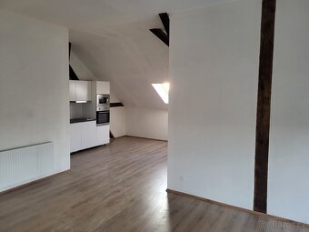 Pronájem bytu 2+kk 58m2 Praha 22 Uhříněves - 3