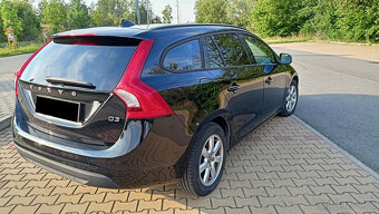 Volvo V60 D3, volví 5válec, r. v. 2012, serviska - 3