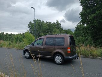VW Caddy 1.6 TDI 7.Míst - 3
