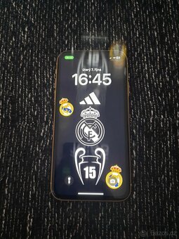 iPhone XR - 3
