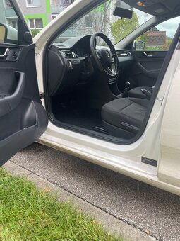 Škoda Rapid 1.6Tdi 2015 - 3