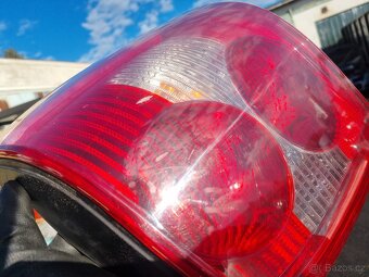 Volkswagen Passat B5,5 kombi - zadní světla - 3