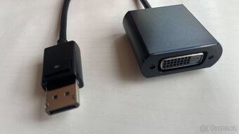 HP display port to DVI - D adapter - 3