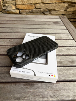 Carbon kryt pro Apple Iphone 16 PRO - 3