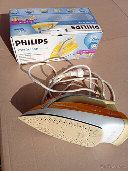 žehlička Phillips - napařovací - 3