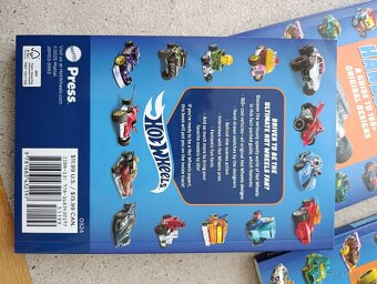 3x Kniha Hotwheels Ultimate Handbook AJ - 3