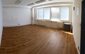 Nájem hezkých kanceláří 15 až 120 m2, na MHD, Praha 10 Straš - 3