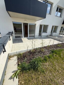BYT 2+KK+ZAHRADA, TOP EXLUZIVNÍ 82,01 m2 věž C - 3