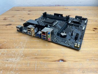 GIGABYTE B650M D3HP AX Socket AM5 Funkční,Záruka - 3