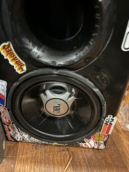 Jbl subwoofer - 3