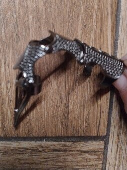 Dobový šperk, dlouhý dráp LARP - 3
