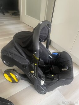 Doona+ autosedačka včetně isofix báze - 3