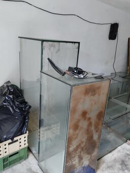 Prodám 10 velkych aguarii nejvetsj má 420 l objem - 3