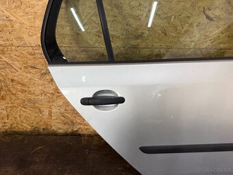 KOMPLETNÍ PRAVÉ ZADNÍ DVEŘE VW GOLF 5 HATCHBACK LA7W - 3
