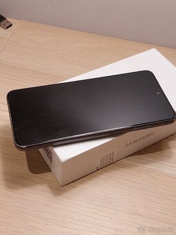 Samsung Galaxy S21 FE 5G - 3