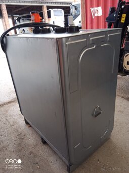 Nádrž na naftu 1000l - 3