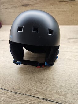 Lyžařská přilba - 3