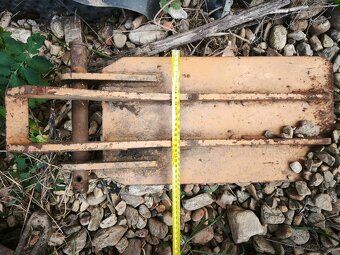 Hladká lopata, zubatá unc, locust - 3