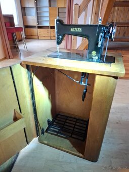 Šicí stroj ZETINA - 3