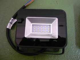 LED světlomet 10W 6000K 850lm - 3