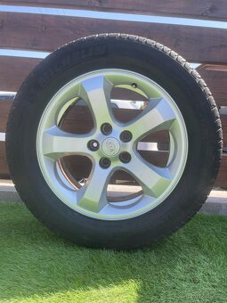 Alu kola 5x114.3 r17 s letním pneu (Kia) - 3