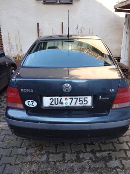 Vw Bora 1.6 16v 105000km rv 2004 - 3