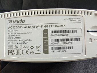 Tenda 4G+ LTE router - 3