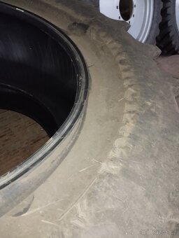 520/85 R38 - 3