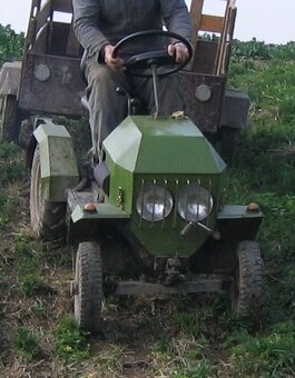 Malotraktor domácí výroby - 3