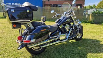 Suzuki Intruder VL1500lc - 3