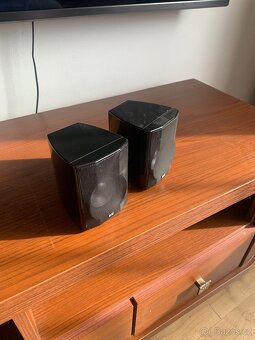 Elac Scarlet - 3