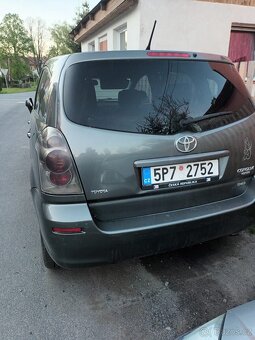 Prodám Toyota Corolla Verso - 3