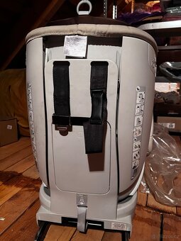 Britax Römer Trifix 9-18kg - 3