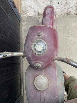 Jawa ČZ 175, 555 a 20? - 3