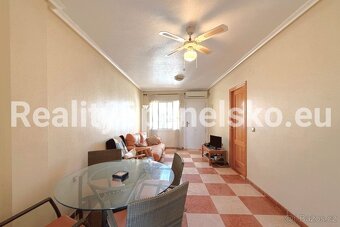 byt 3+1 s balkonem a střešní terasou 99.900EUR ŠPANĚLSKO - 3
