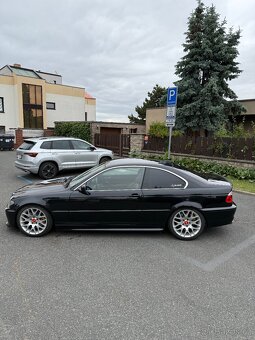 BMW E46 330ci Exclusive edition Manuál - 3