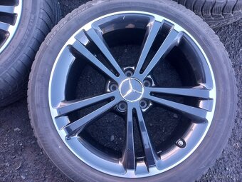 Prodám sadu Orig ALU kol Mercedes 225/45R18 zimní - 3