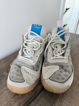 BOTY NIKE AIR JORDAN DELTA 2 ŠEDO BÍLÉ - 3