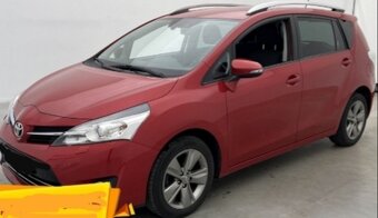 TOYOTA VERSO - 3