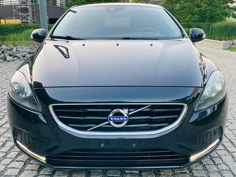 Volvo V40 2.0 D3 5VÁLEC 110KW MANUÁL LED SENZORY BEZ KOROZE - 3