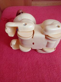 Pejsek tahací Snopy zn.Fisher Price - 3