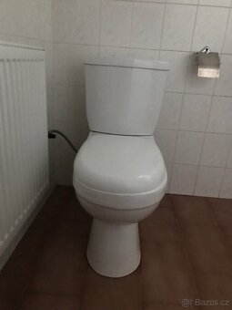 Umyvadlo a záchod - 3