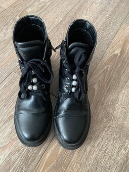 Prodám dívčí podzimní boty Geox vel. 33 - 3