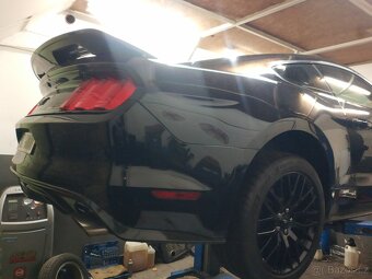 Ford Mustang GT PERFOMANCE - 3